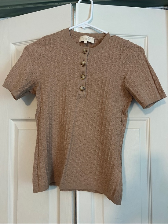 Sezane Tops - Sezane Taupe Textured Short Sleeve Button Henley